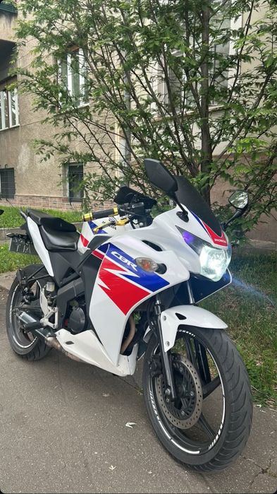Vand Honda cbr 125r 2014