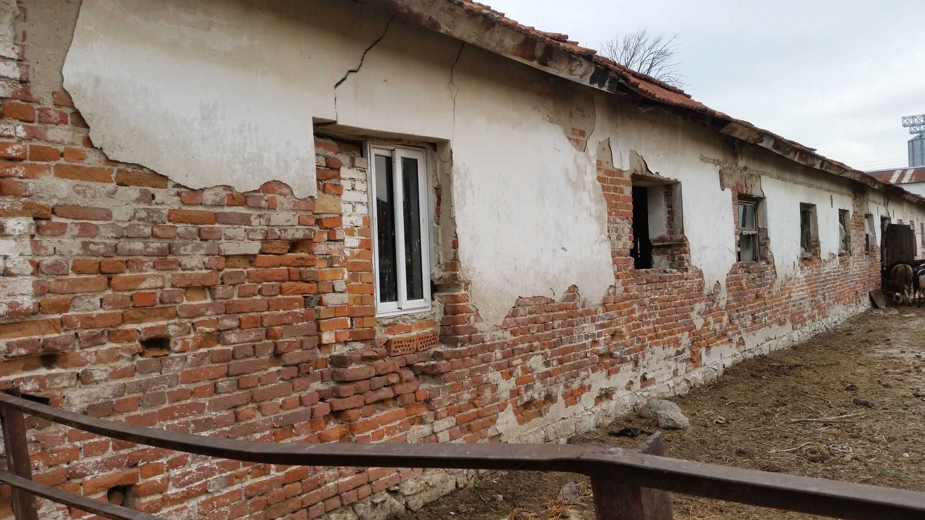 Парцел в стопански двор на с. Чешнегирово, общ. Садово