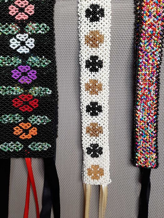 Cordon din mărgeluțe de sticlă