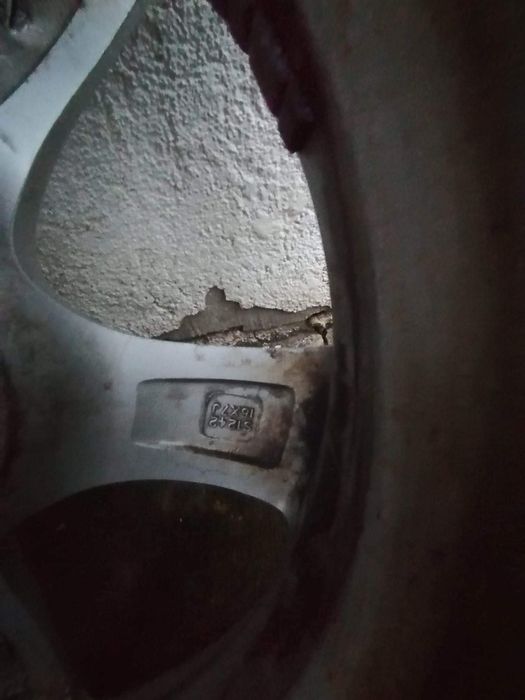 Jante aliaj BM Racing R16  5x112 cu anvelope de Iarna