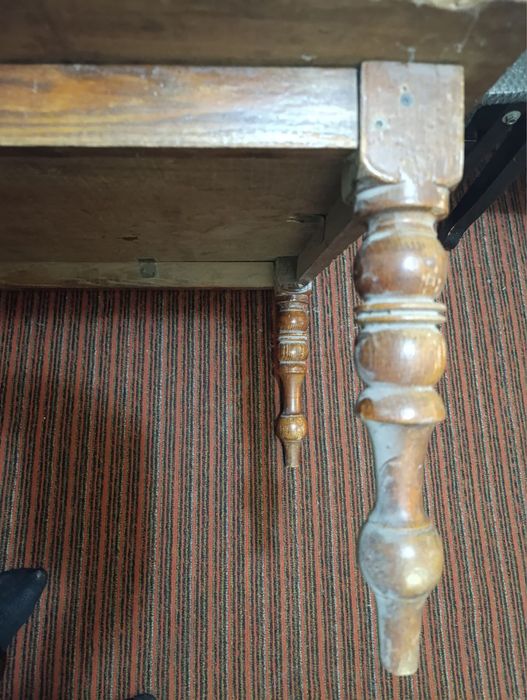 Хонтахта стол hontaxta