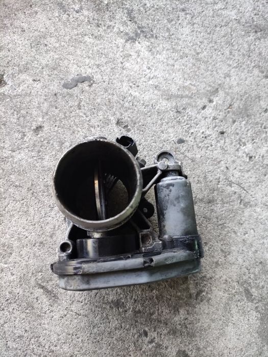 Дросел клапа за Пежо 4007 2.2hdi