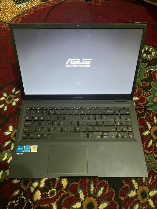 Asus Noutbuk sotiladi