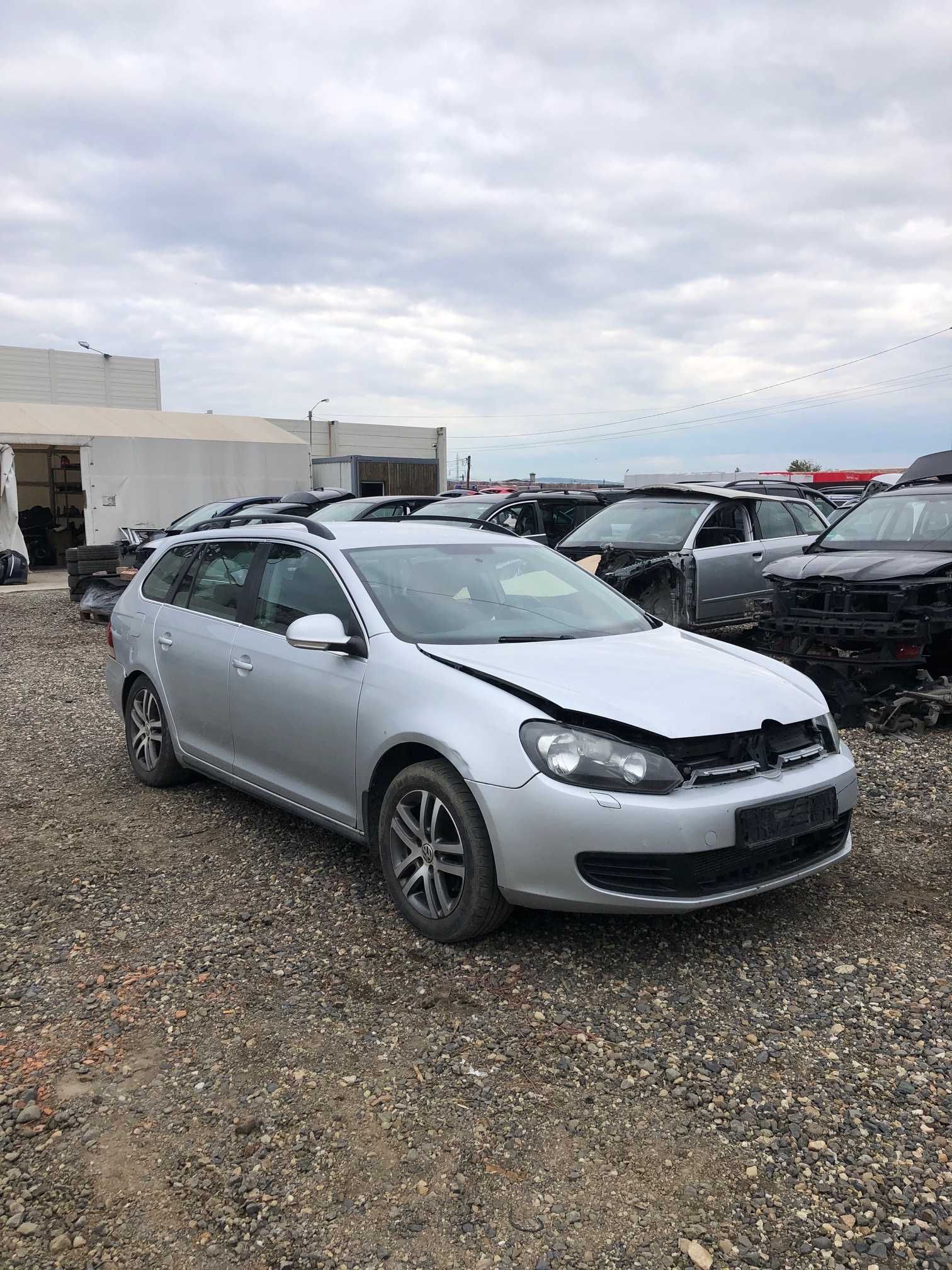 Dezmembrez Vw Golf 6 combi, 1,6tdi tip Cay, cutie de viteza autmata