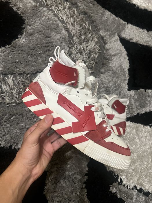 Off White Vulcanized 41