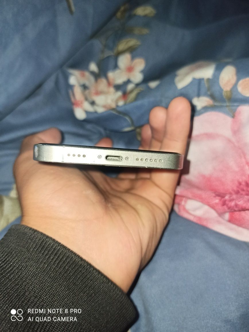 Iphone xr sotiladi