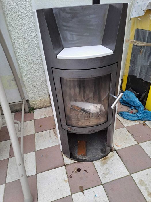 Soba semoneu pe lemn