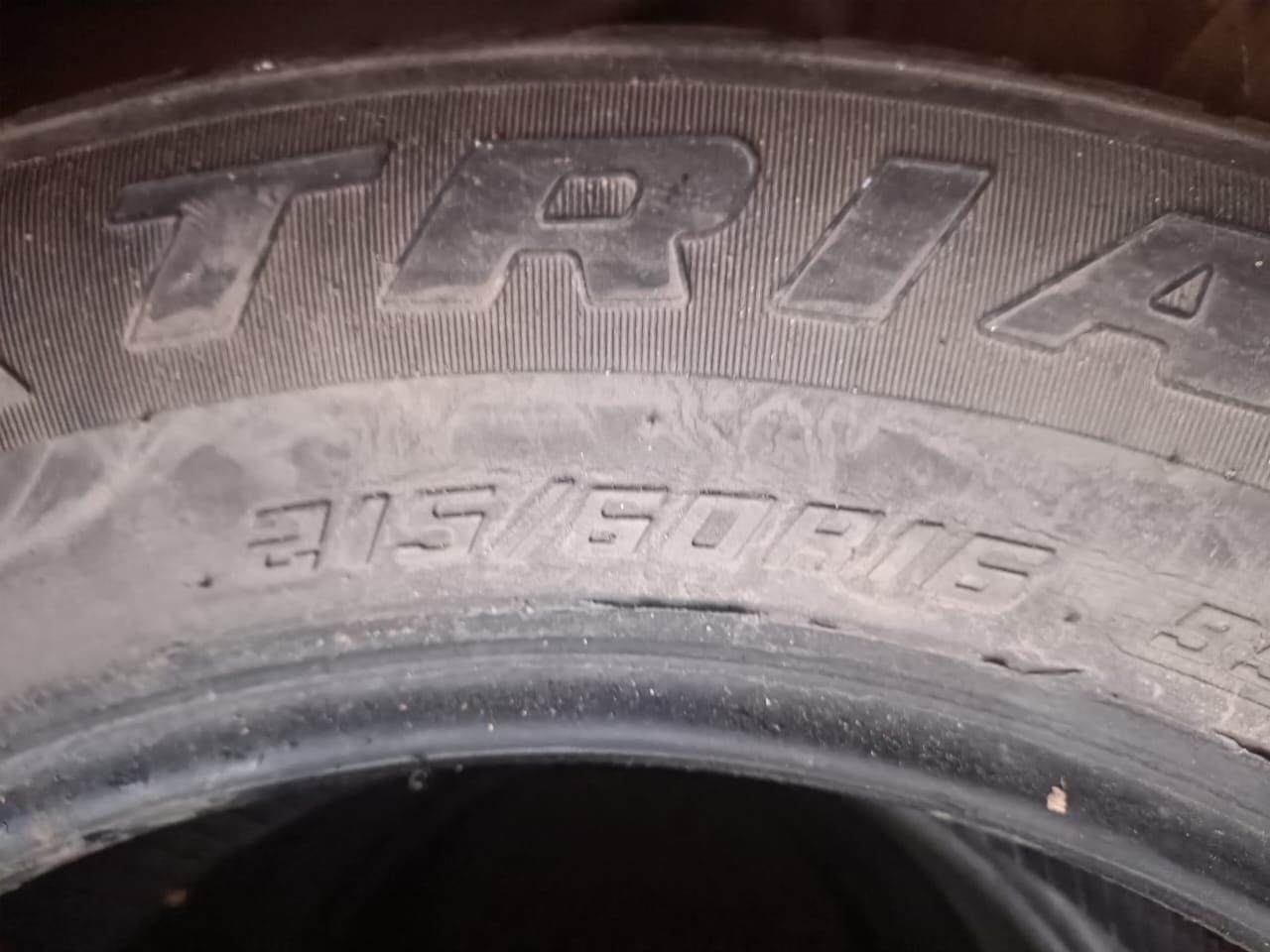 Продаётся зимние шины липучка
