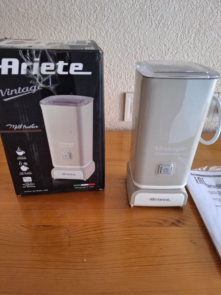 Ariete Vintage пенообразувател за мляко, 0.250мл,500w