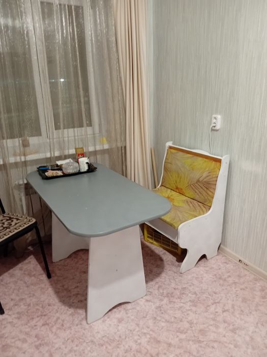 Продам недорого мебель