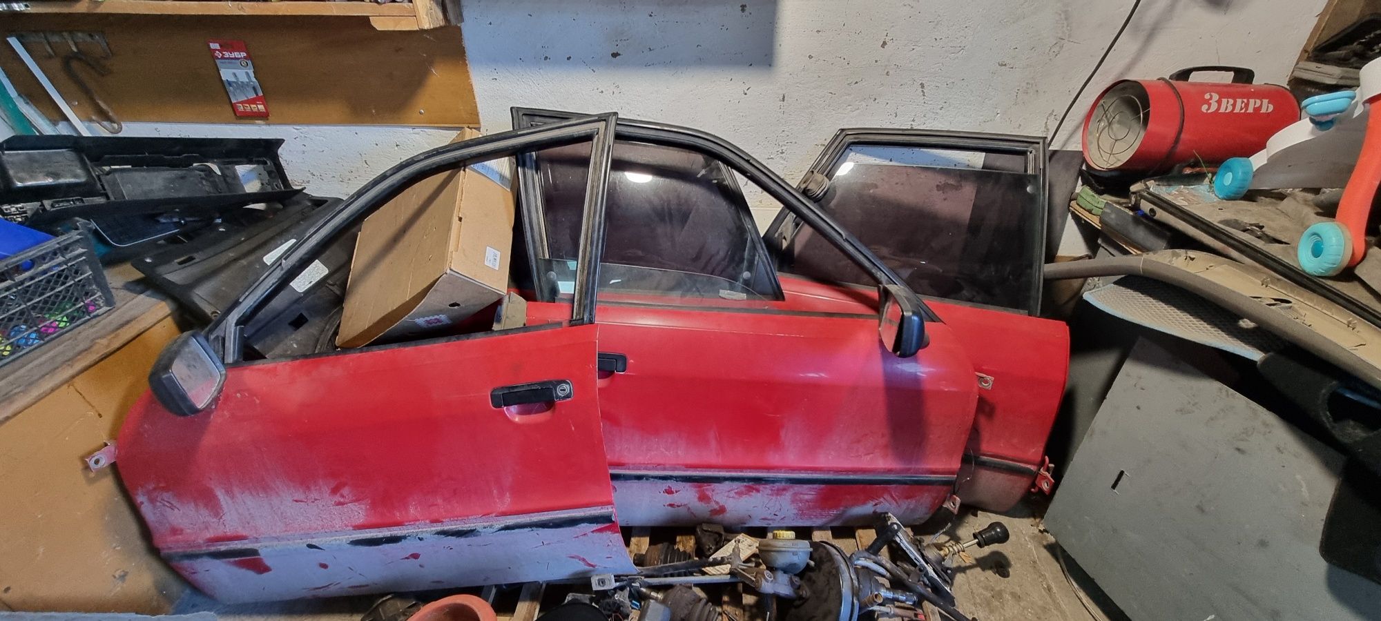 Продам запчасти ауди 80 б4