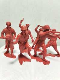 Продам советских пластмассовых солдатиков.
