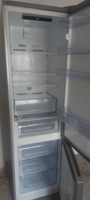 Combina frigorifica BEKO NEOFROST