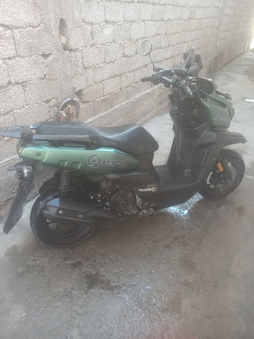 Skuter tank srochna sotiladi narxini kelishamiza xech qanday aybi yoq