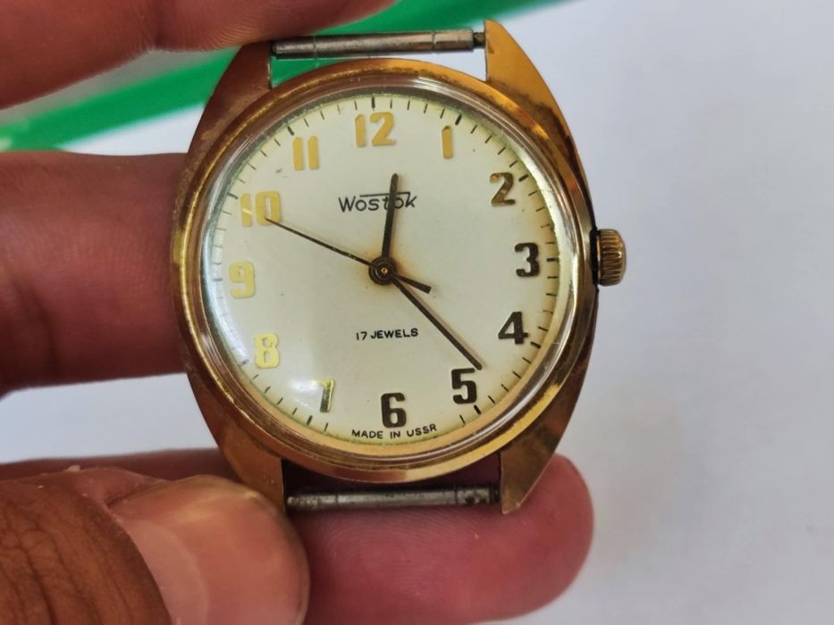 Механичен часовник Wostok 17 jewels
