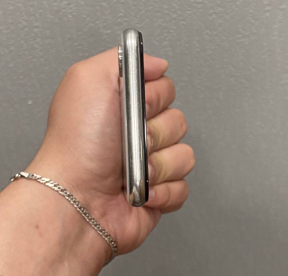 Iphone X sotiladi srochna
