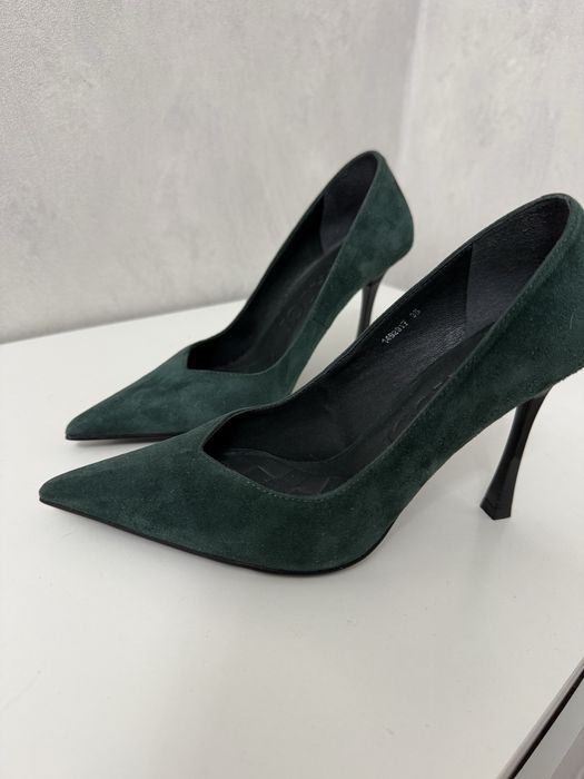 Вечерние туфли vitacci 35 размер