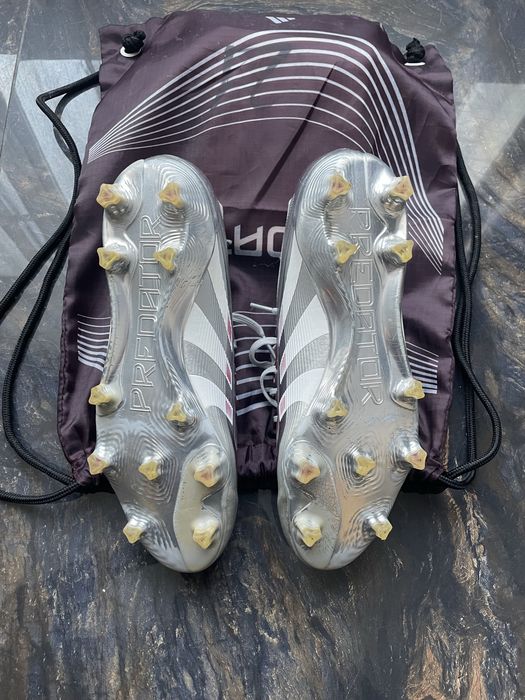 Ghete fotbal Predator Belingham