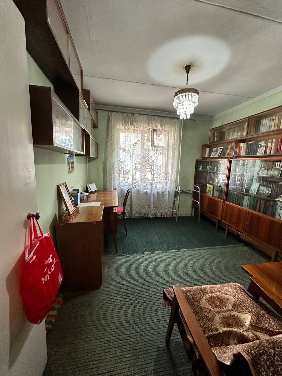 Продаётся 4/2/4  по улице Арнасай. Чиланзар.