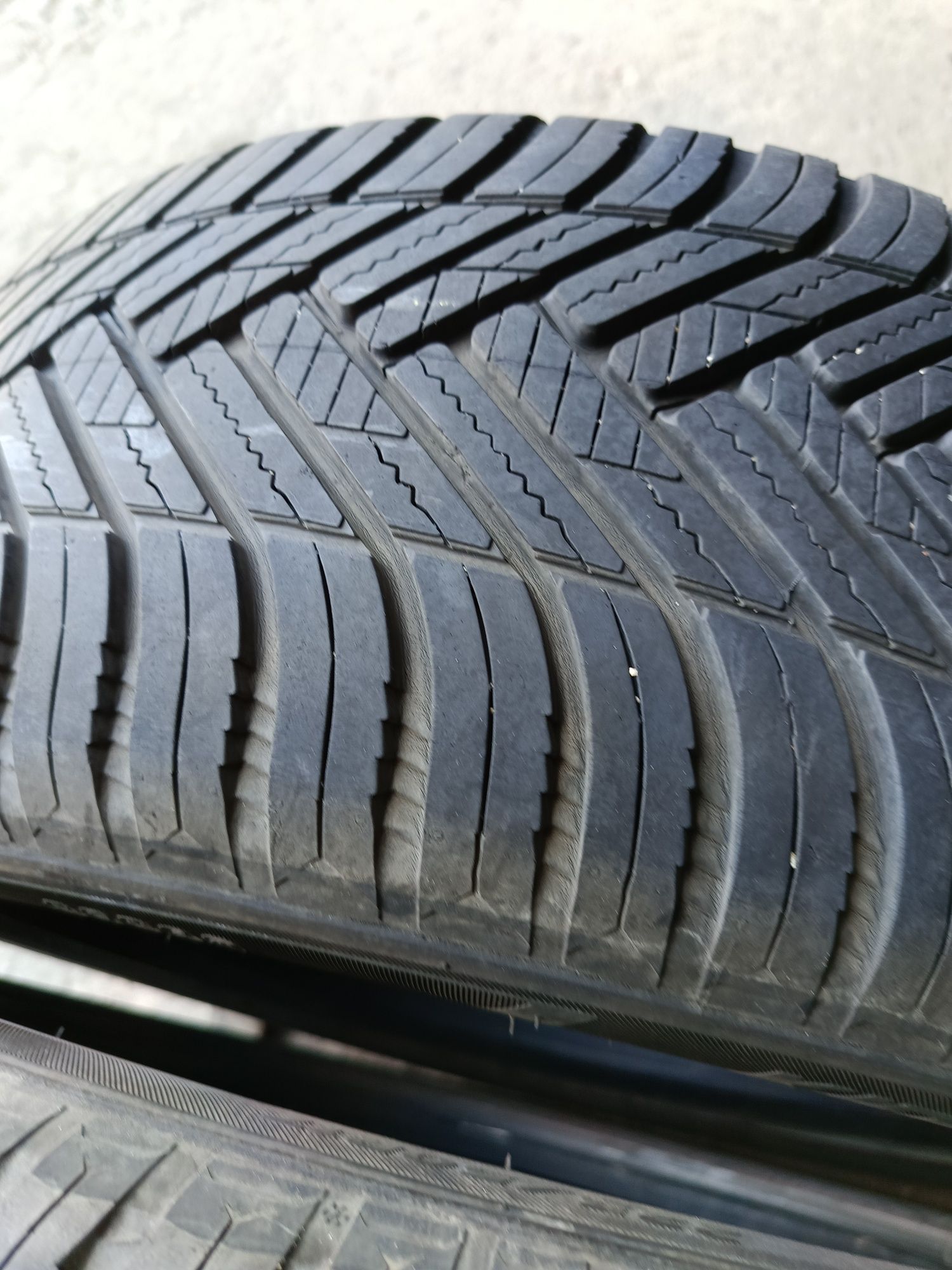Всесезонни гуми -2021г-17цола-225/50-1бр.-85лв."HANKOOK"