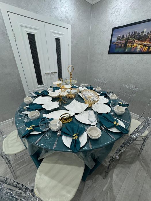 Столы и стулья с посуды