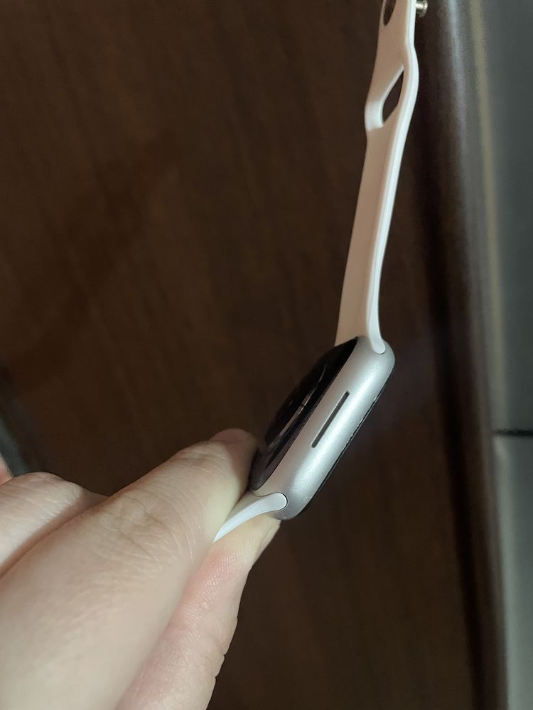 Продам apple watch 8 оригинал