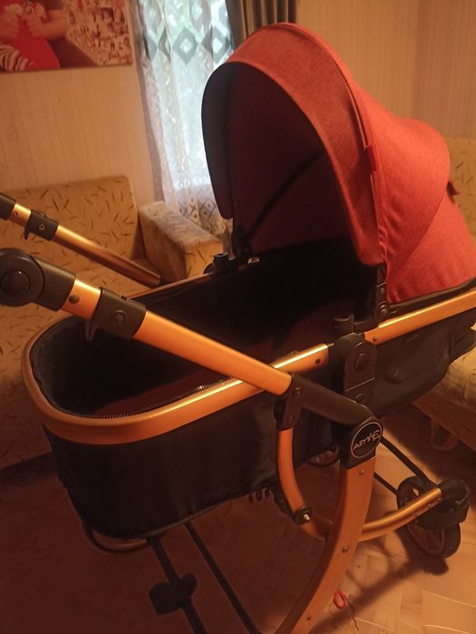 коляска новая...