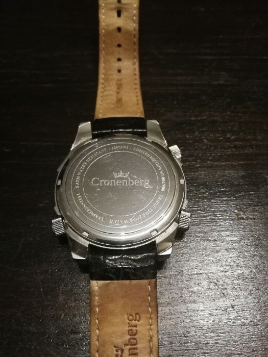 Cronenberg мъжки аналогов кварцов часовник