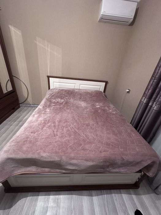 Продам кровать.