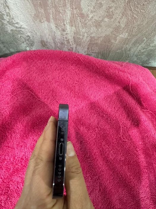 АЙФОН 14 про. В отличном состоянии. Фиолетовый.