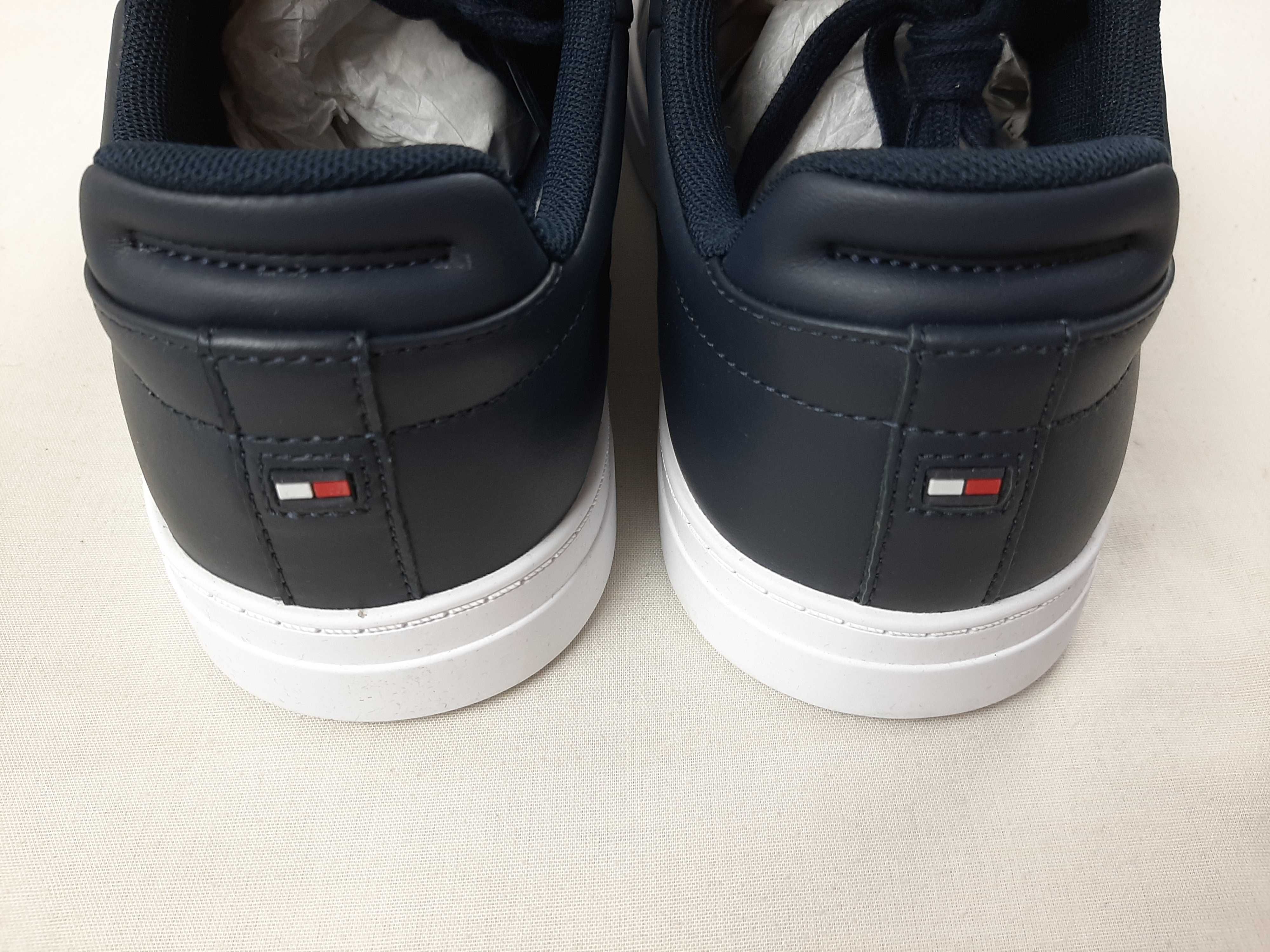 Tommy Hilfiger Icon Court - Оригинални мъжки кожени кецове р-р 42, 43