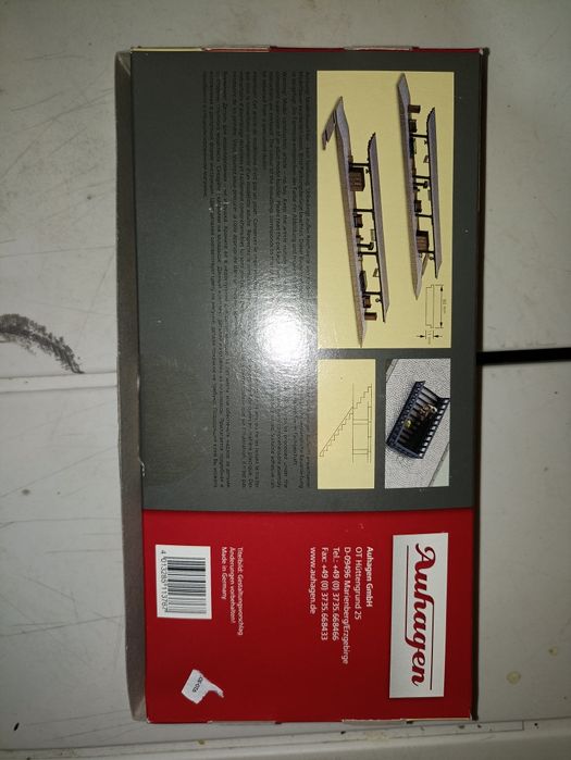 Auhagen 11376 peron trenulet electric scara H0