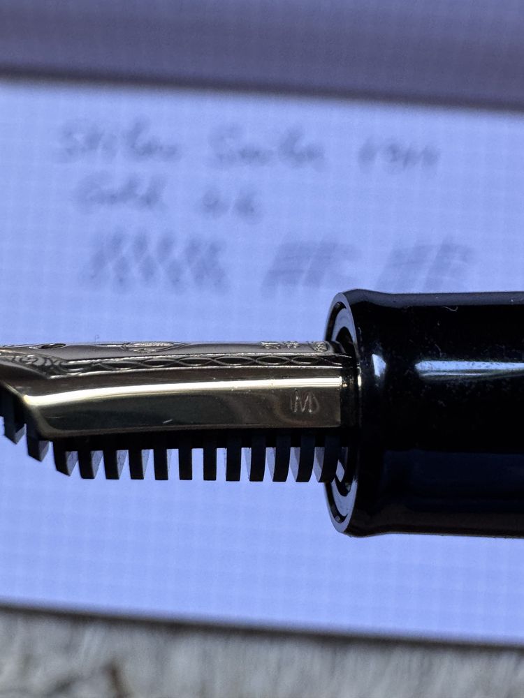 Vând stilou japonez Sailor 1911, penita Aur de 21k