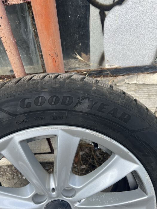 Джанти със Зимни гуми Good Year 225/55/17