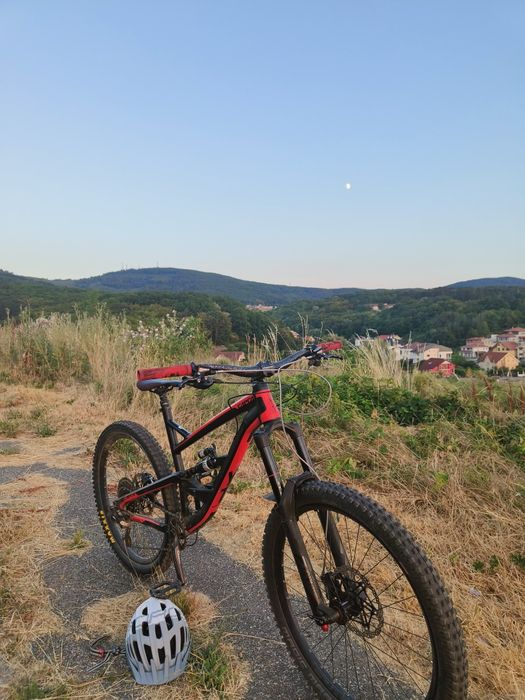Bicicleta MTB yt Capra Al comp 2018 ( nu canyon, Santa Cruz ,yt tues.)