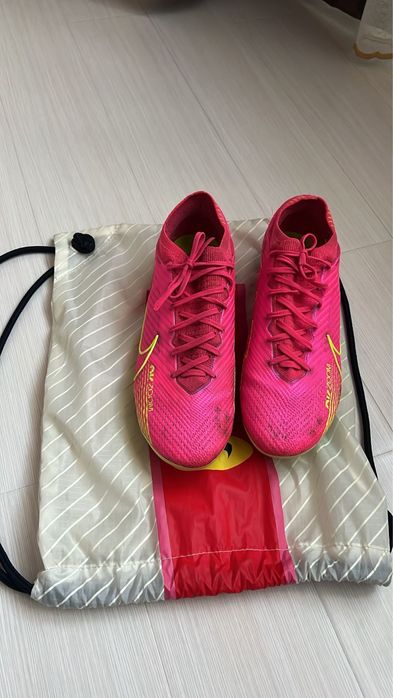 Adidasi de fotbal nike mercurial