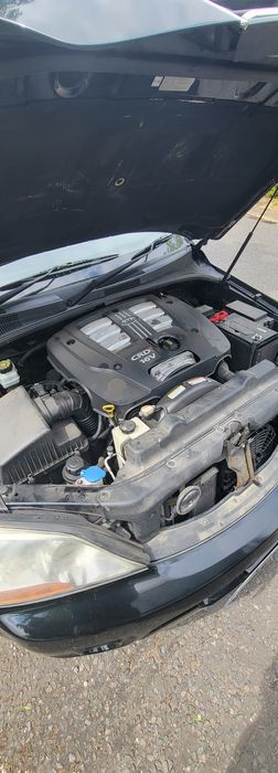 Vand Kia Sorento (lant de distribuție rupt)