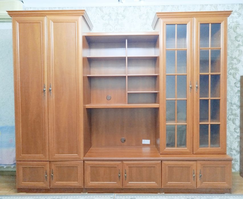 Продам стенку ..