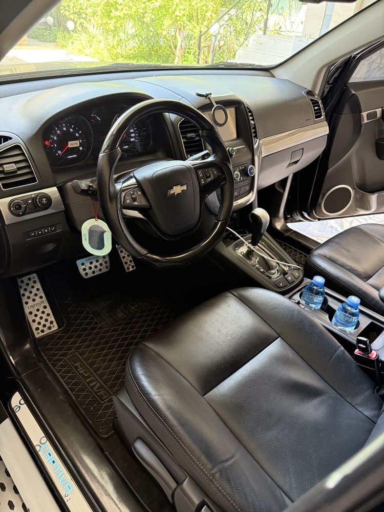 Chevrolet captiva 4