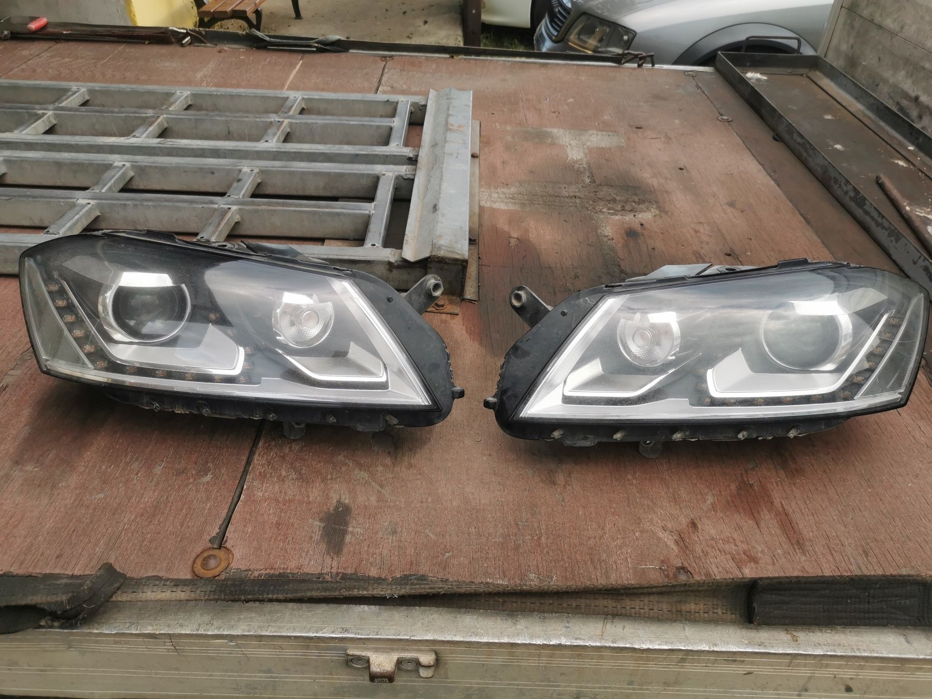 Фарове Passat B7 Bi-xenon Dynamic