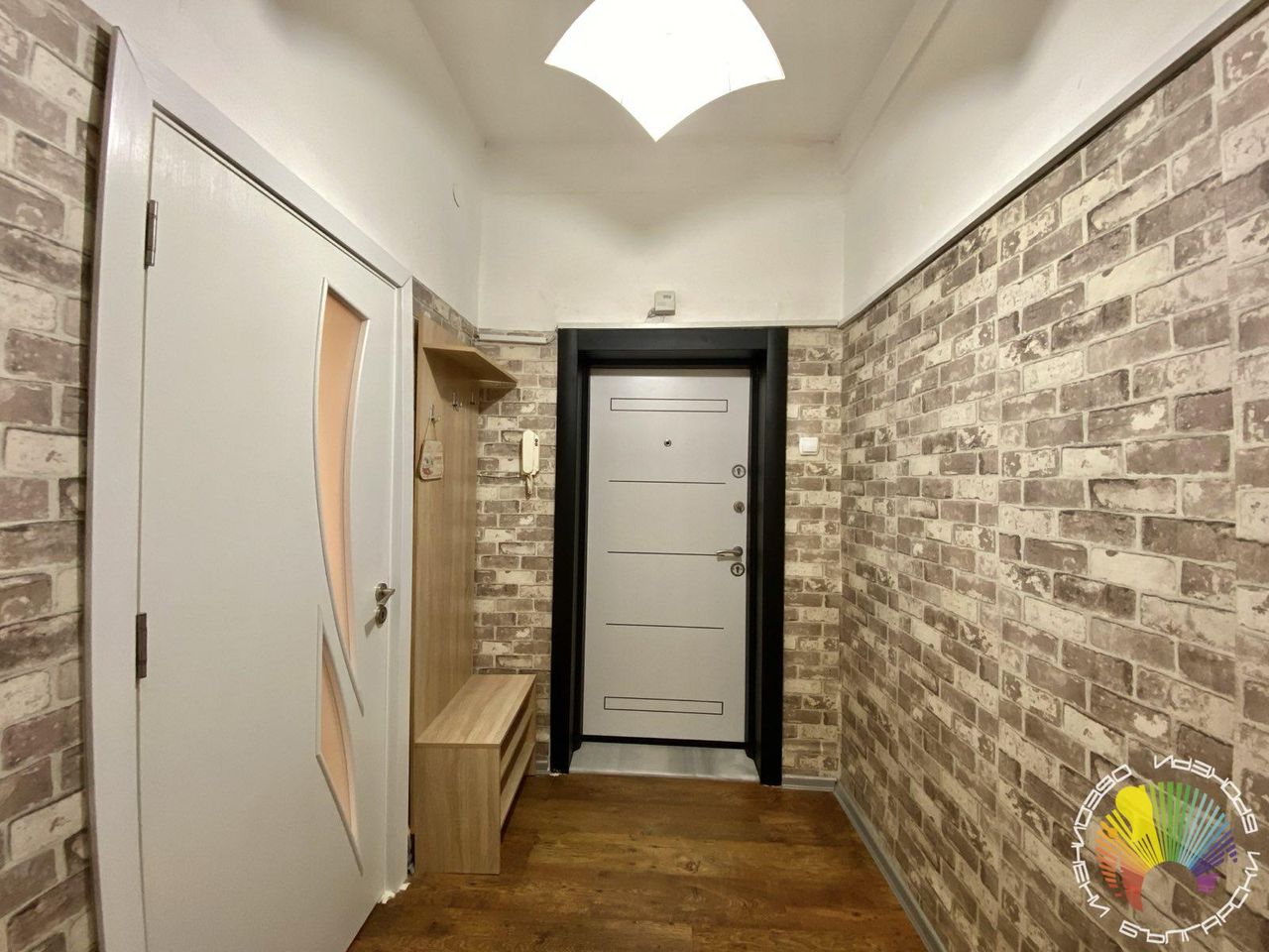 Дава се под наем Тристаен апартамент в Бургас, Център - 65 кв.м за 408 € - Снимка #6