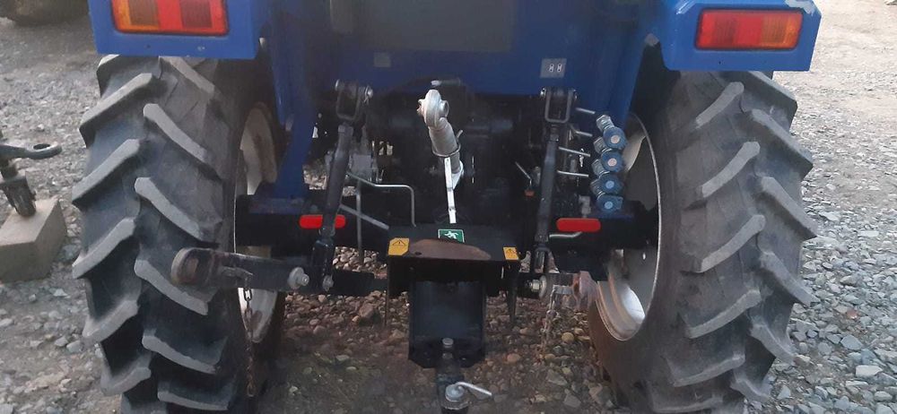 Tractor Lovol m254 cu încărcător