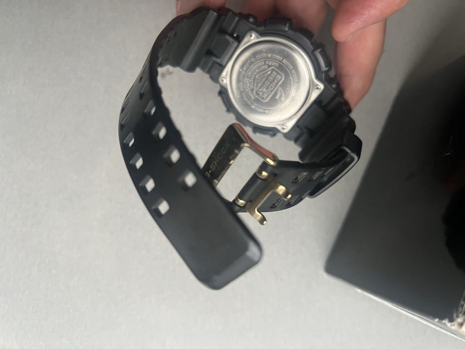 CASIO……..G-shock