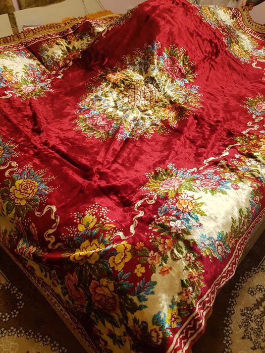 Винтидж антични плюшени покривки - изключително запазени!