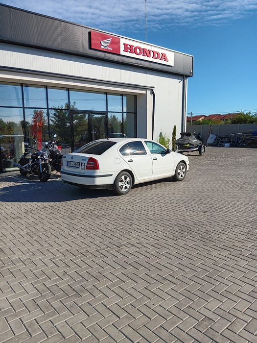 Skoda Octavia 1.6 TVA deductibil