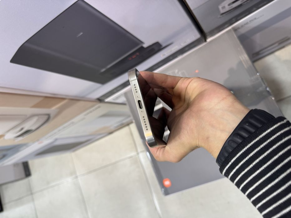 Iphone 16pro max 256gb 100% yomks