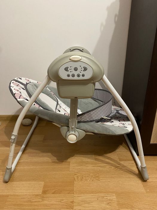 Leagan folosit pentru bebeluși