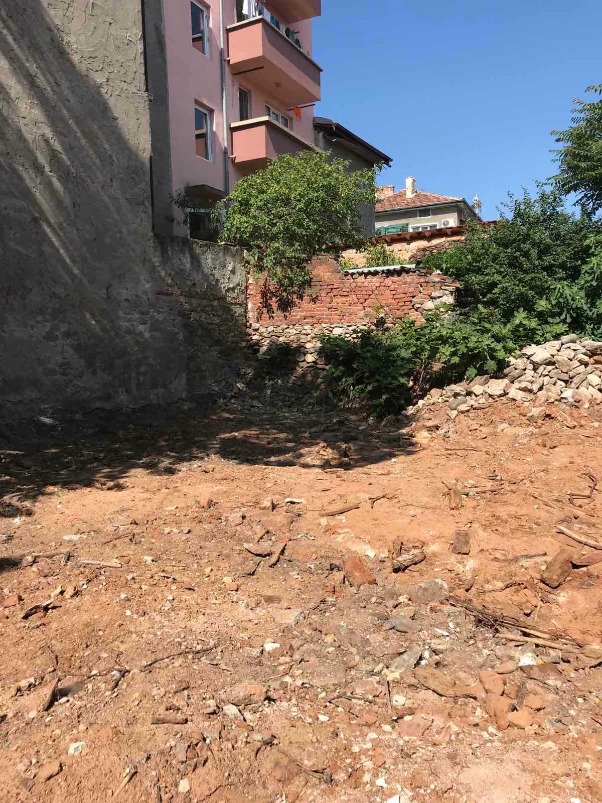Парцел в центъра на Асеновград