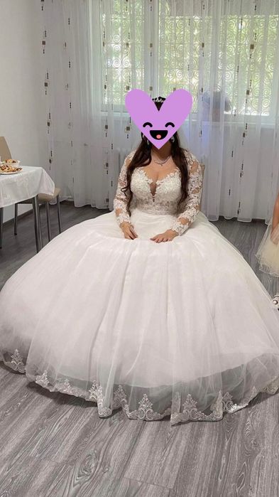 Vand rochie de mireasa