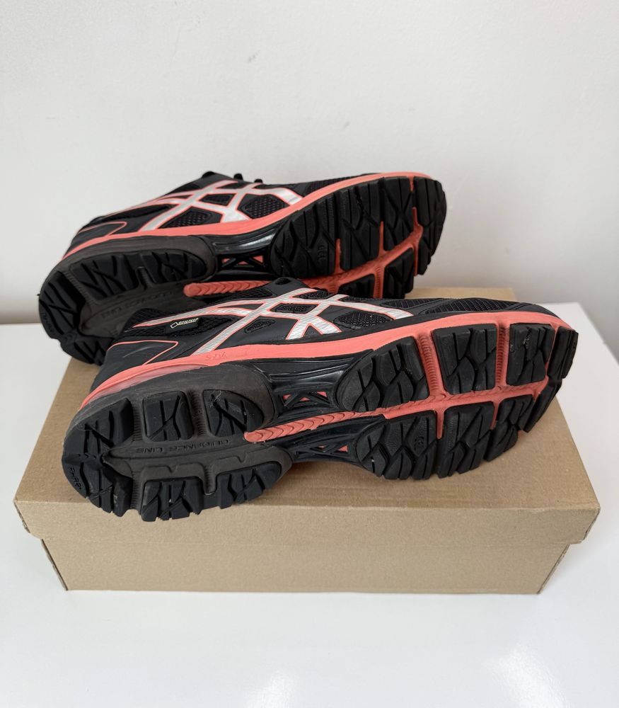 Asics Gel Pulse  Gore-Tex (42) Маратонки